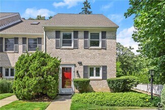 Building Photo - 25 Indian Harbor Dr