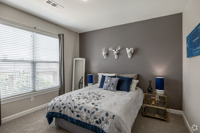 2BR, 2BA - 1,137SF - Second Bedroom - The Promenade Apartments at Pinnacle Hills