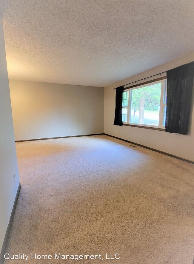 Foto del edificio - 4 br, 3 bath House - 3434 Chimney Rock Rd