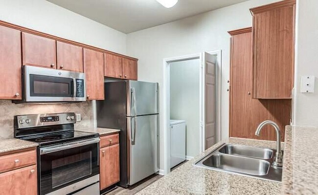 Foto del edificio - 3 bedroom in Stafford TX 77477