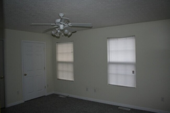 Building Photo - 1113 Northridge Dr