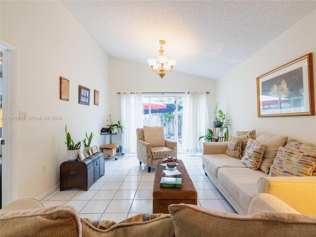 Foto del edificio - 206 SW 159th Way