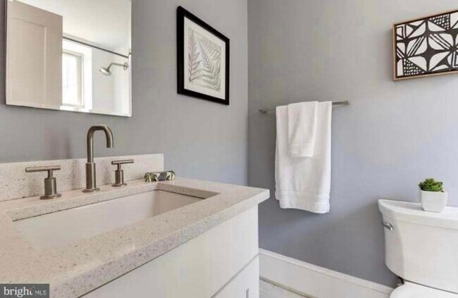 Foto del edificio - 1451 Park Rd NW