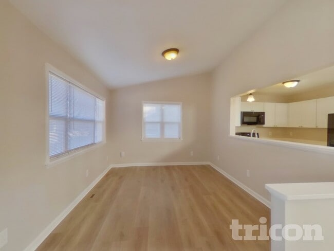 Foto del edificio - 5820 Leatherwood Ln