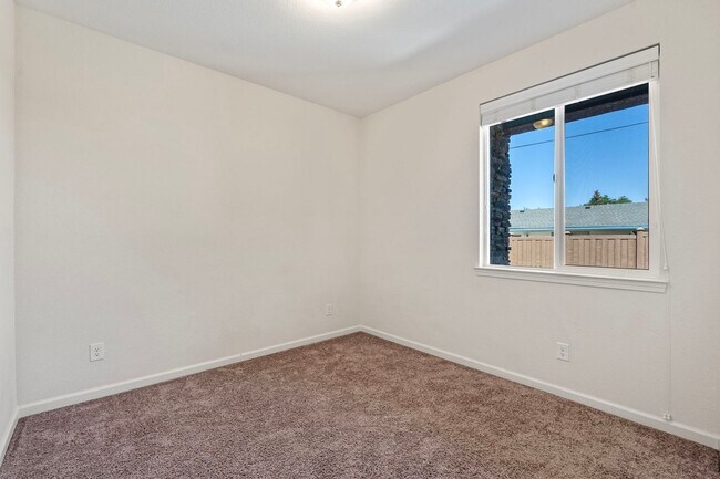 Foto del edificio - Welcome to this beautiful Carson City townhome available for rent