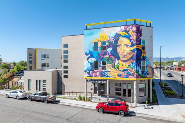 Foto del edificio - Avenida Del Sol