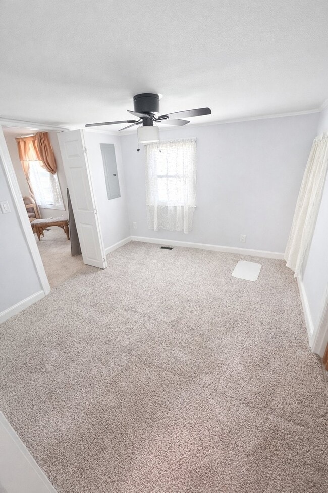 Foto del edificio - 307 W Greenwood St