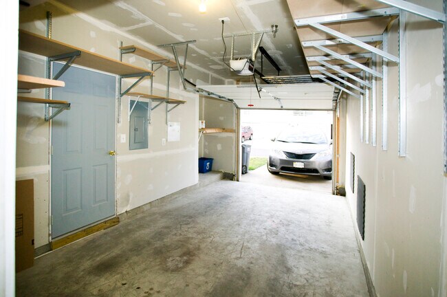 Photo - 42243 Black Rock Ter Apartment