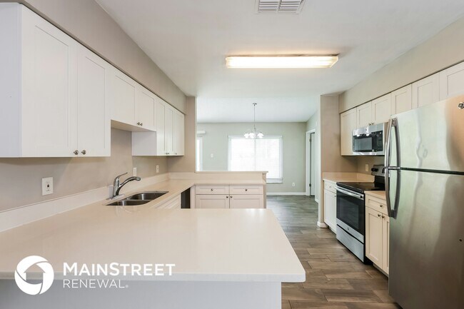 Foto del edificio - 17606 Shadyside Cir