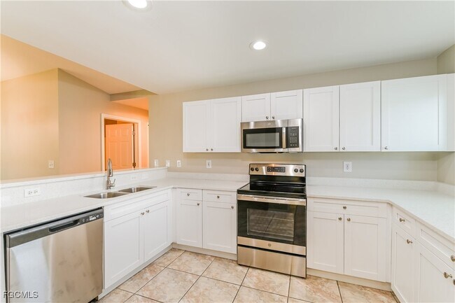 Foto del edificio - 2929 SW 7th Pl