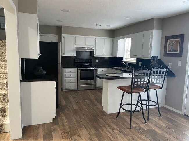 Foto del edificio - 1012 E 7th Pl