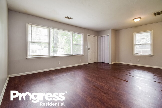 Building Photo - 2259 Nelms Dr SW