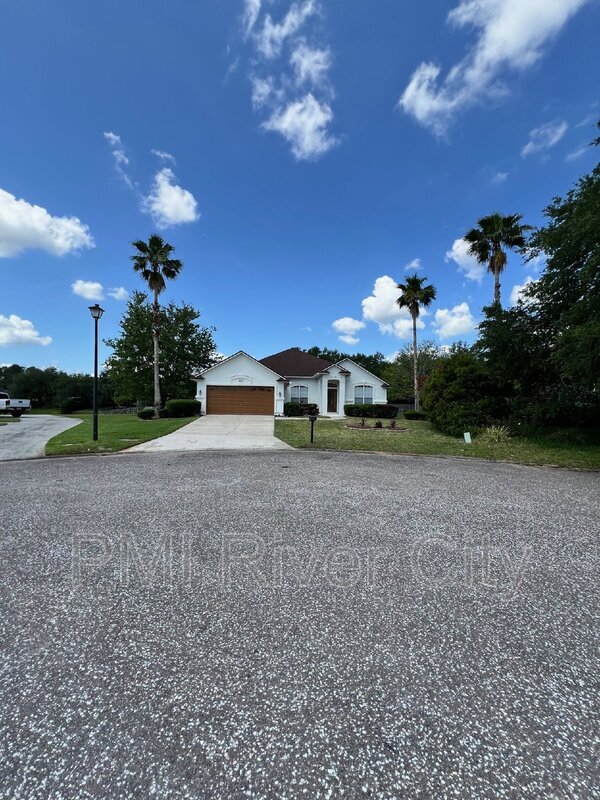 Foto del edificio - 2480 Ridge Will Dr