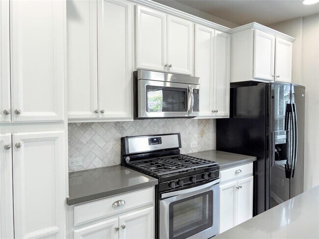 Foto del edificio - 7220 Wyoming Springs Dr