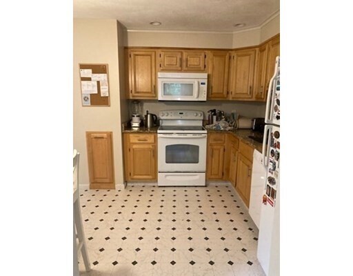 Building Photo - 305 Manor Terrace