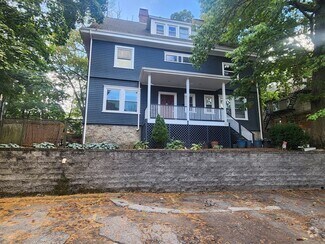 Building Photo - 55 Lanark Rd