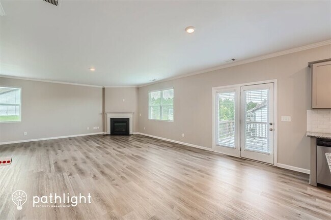 Foto del edificio - 69 Chasewood Lane