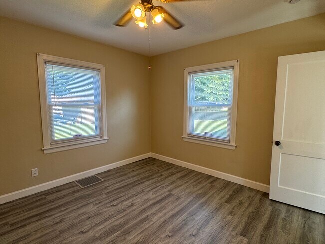 Foto del edificio - 3834 N Sturdevant St