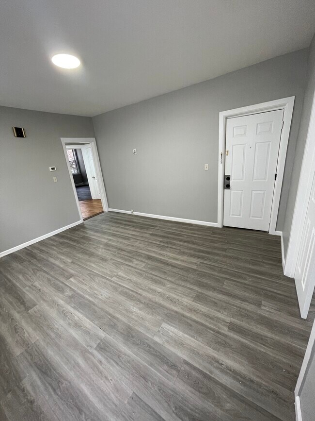 Foto del edificio - 11 Baldwin Ave