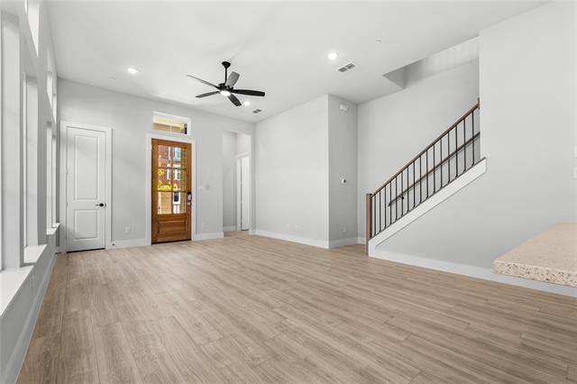 Foto del edificio - 12021 Brubaker Dr