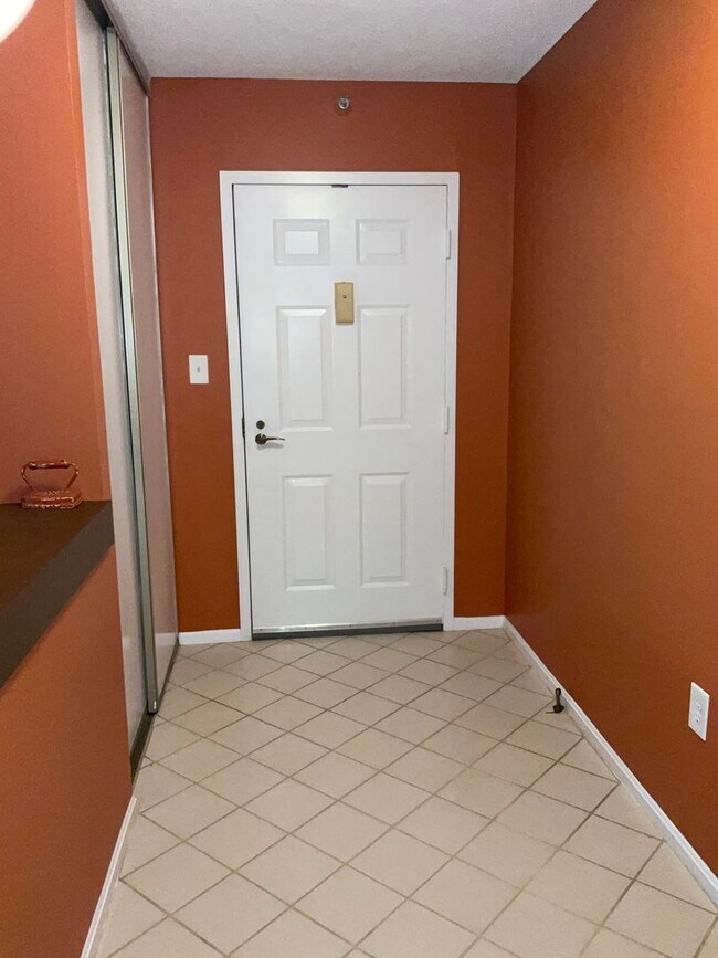 Photo - Large 2BR 2BA 7th floor condo facing the g...