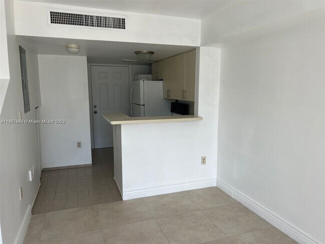 Foto del edificio - 450 SW 3rd St