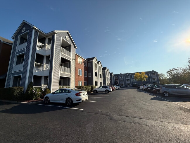 Building Photo - 1800 Douglas Ave