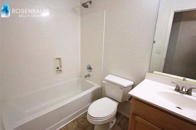 Foto del edificio - Charming 3-beds, 2-baths home in Wigwam Creek of Litchfield Park!