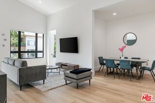 Foto del edificio - 1236 N Spaulding Ave