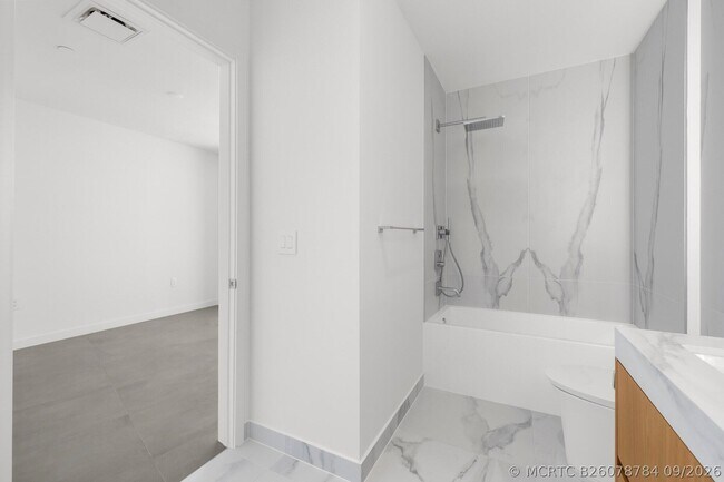 Foto del edificio - 1400 Biscayne Blvd