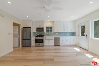 Building Photo - 4632 Mioland Dr