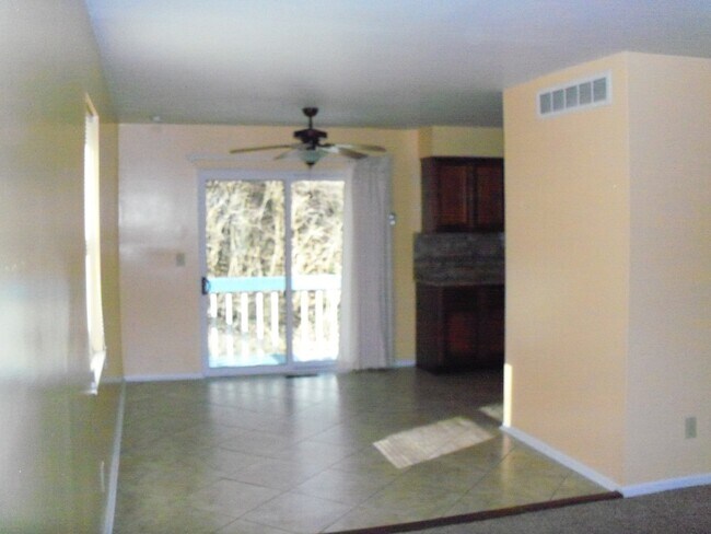 Foto del edificio - 41 Kyles Ln