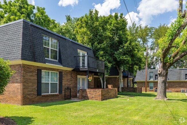 Building Photo - Wind Crest Apartments & Townhomes