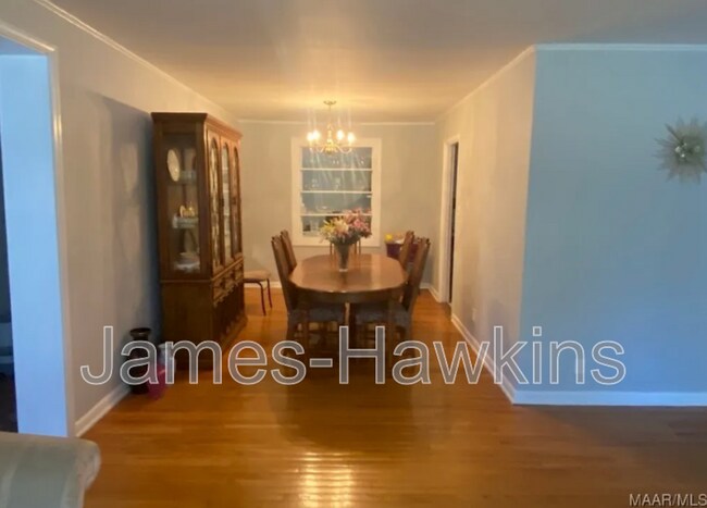 Foto del edificio - 1394 Avalon Ln