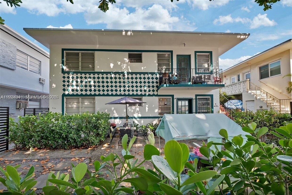 Foto principal - 934 Meridian Ave