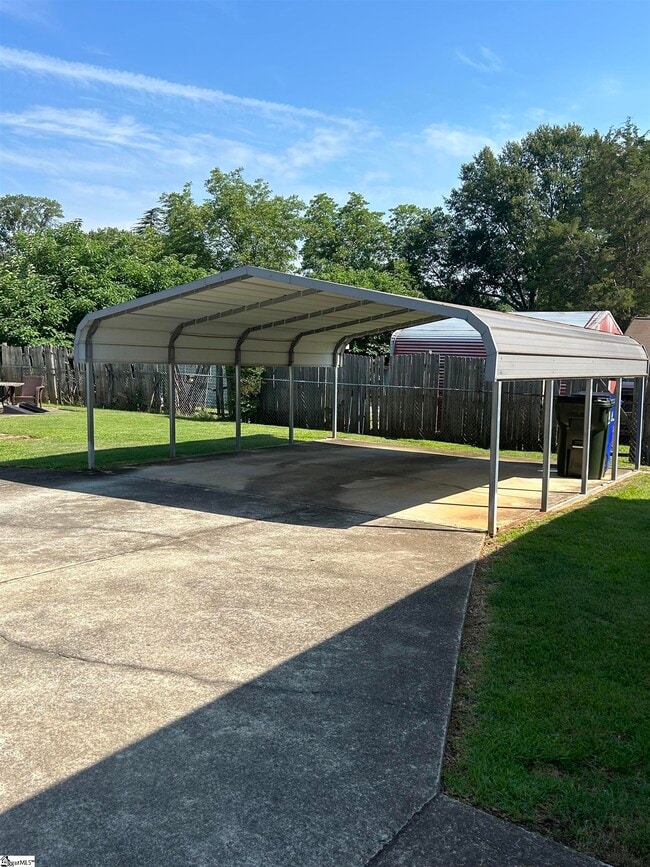 Building Photo - 118 Brookdale Ave