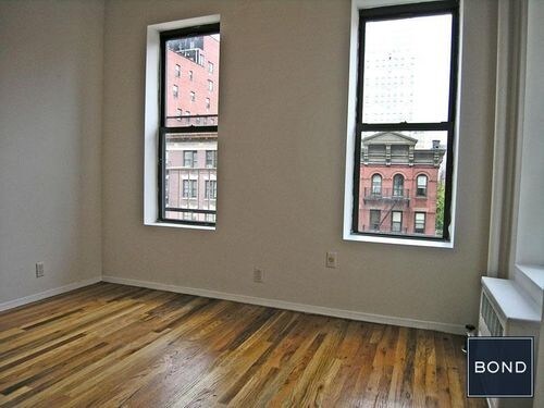 Building Photo - 500 E 76th St