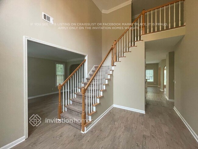Foto del edificio - 3843 Laurel Dr NW
