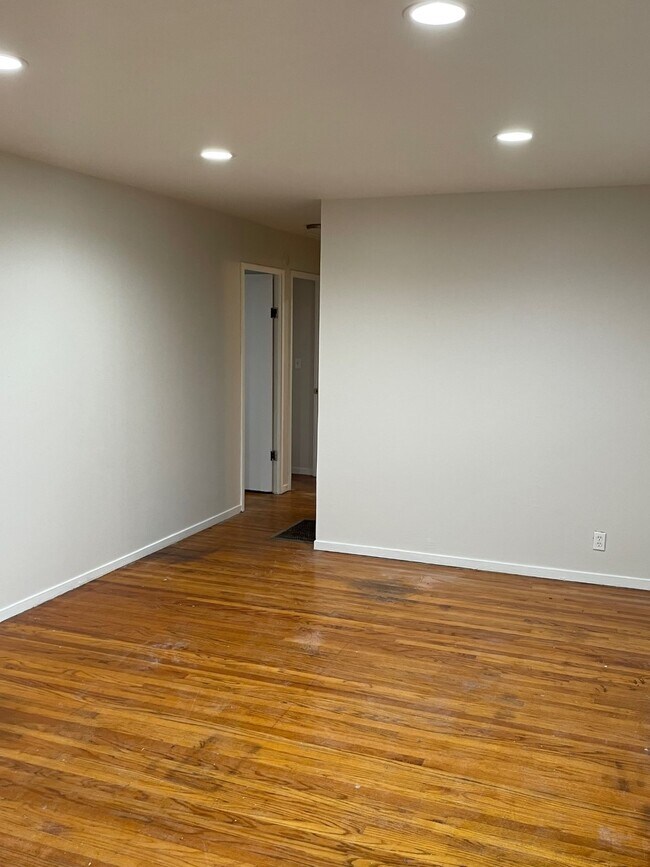 Foto del edificio - 3423 Heatherfield Dr