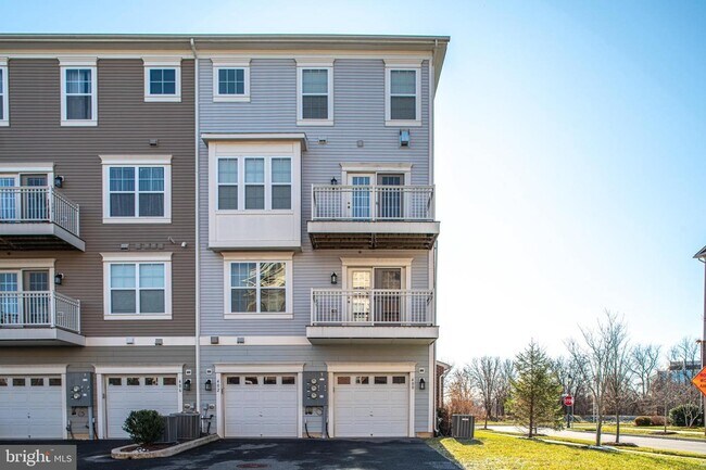 Foto del edificio - 400 Orchard Ridge Dr