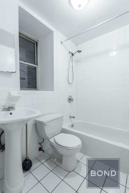 Foto del edificio - 2015 1st Ave