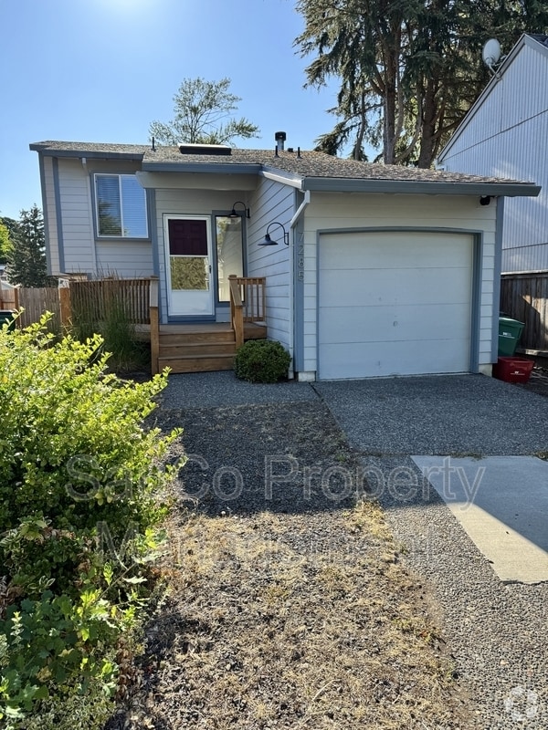 Building Photo - 7285 SW 158th Pl