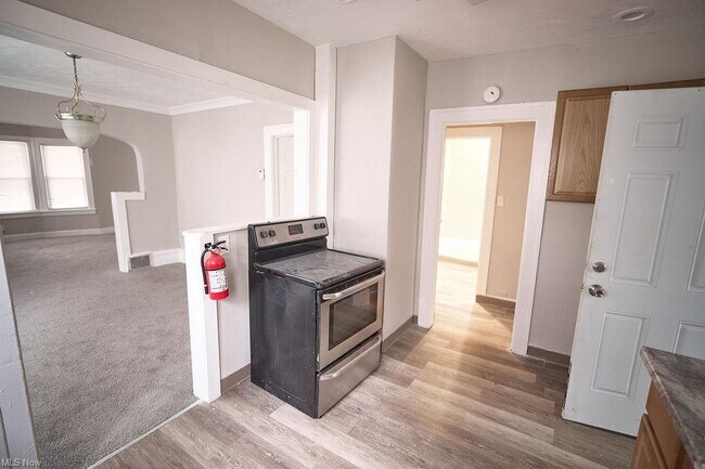 Foto del edificio - 3652 E 151st St