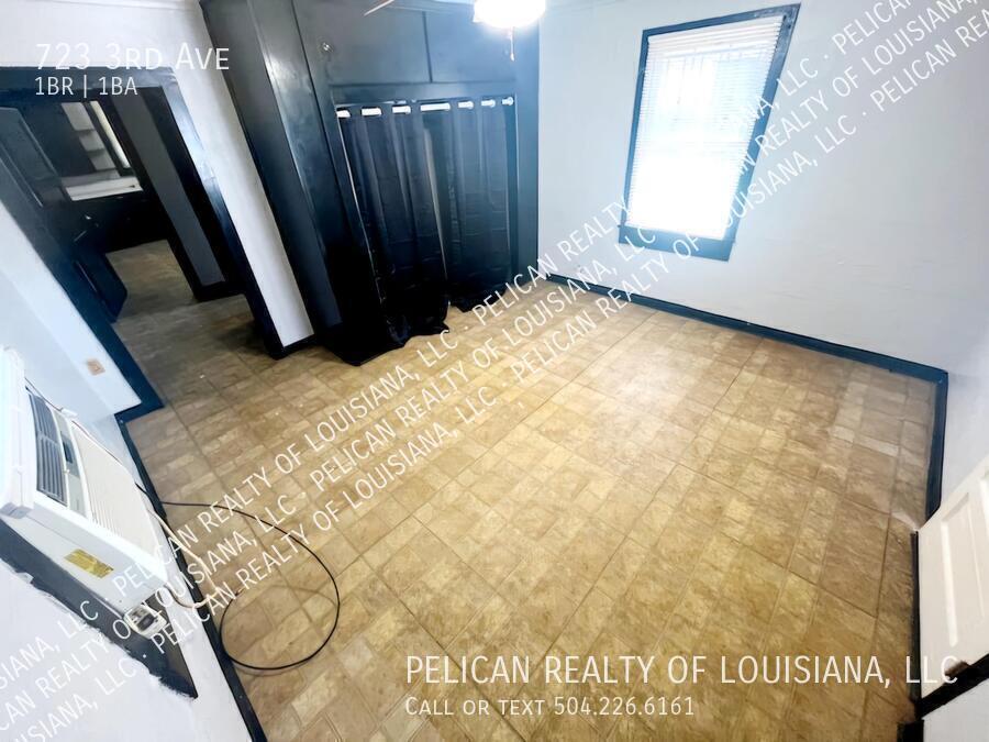 Building Photo - 723 3rd Ave