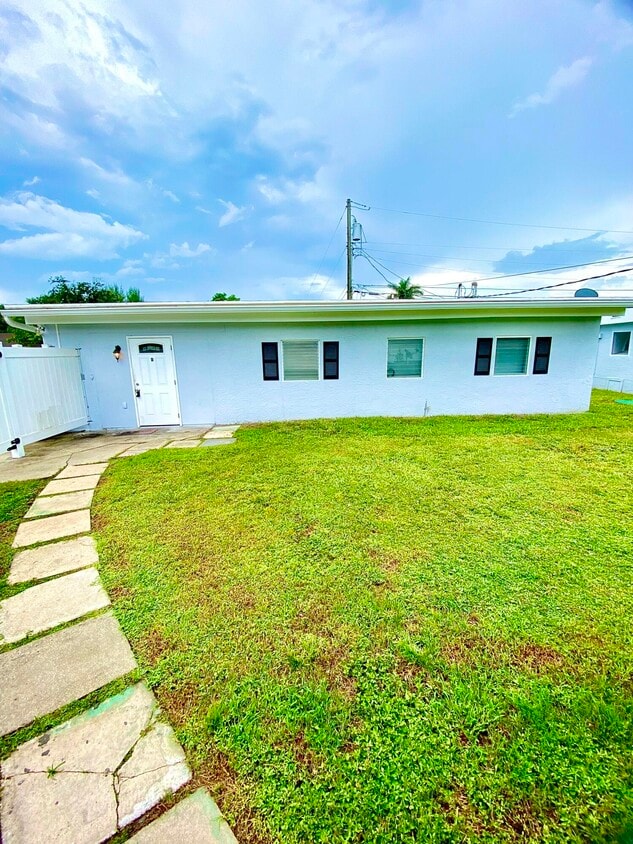 Primary Photo - 4344 Mars Ave