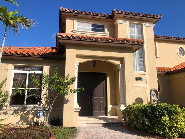 Foto del edificio - 16061 SW 45th Terrace