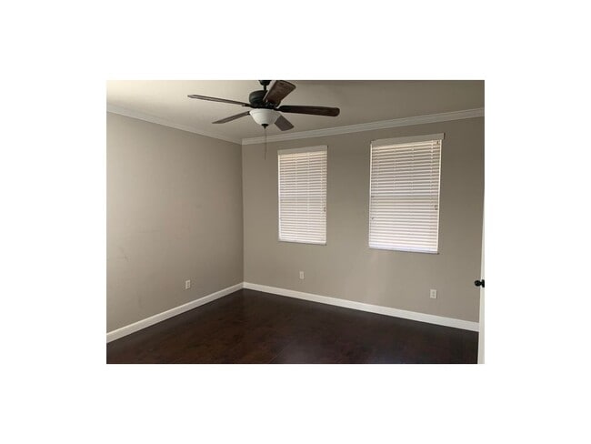 Building Photo - 1727 San Benito Way