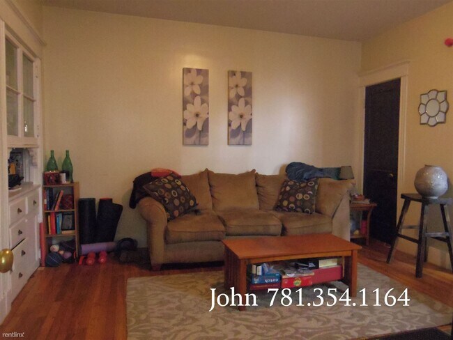 Foto del edificio - 4 br, 1 bath  - 15 Quint Ave Apt. 4
