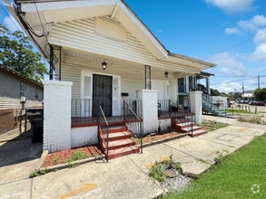 Building Photo - 1228 S Genois St