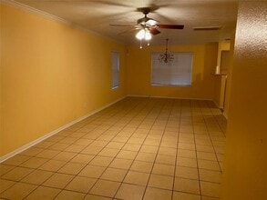 Building Photo - 9311 Eaglewood Spring Dr